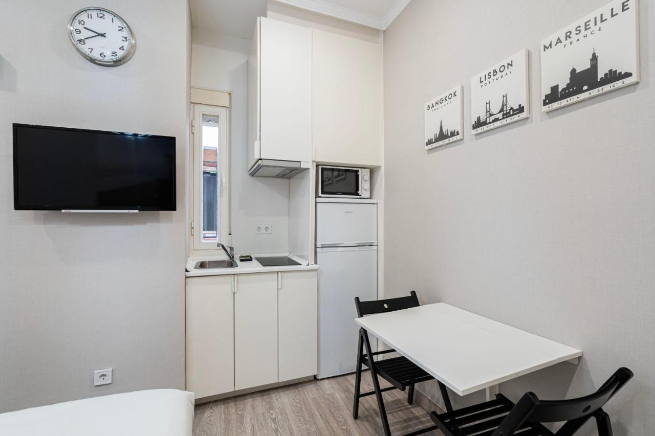 Rodas Apartment มาดริด ภายนอก รูปภาพ