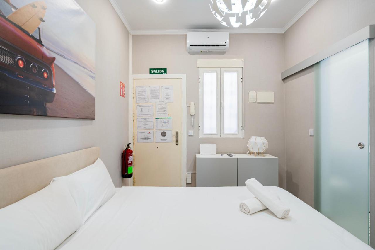 Rodas Apartment มาดริด ภายนอก รูปภาพ